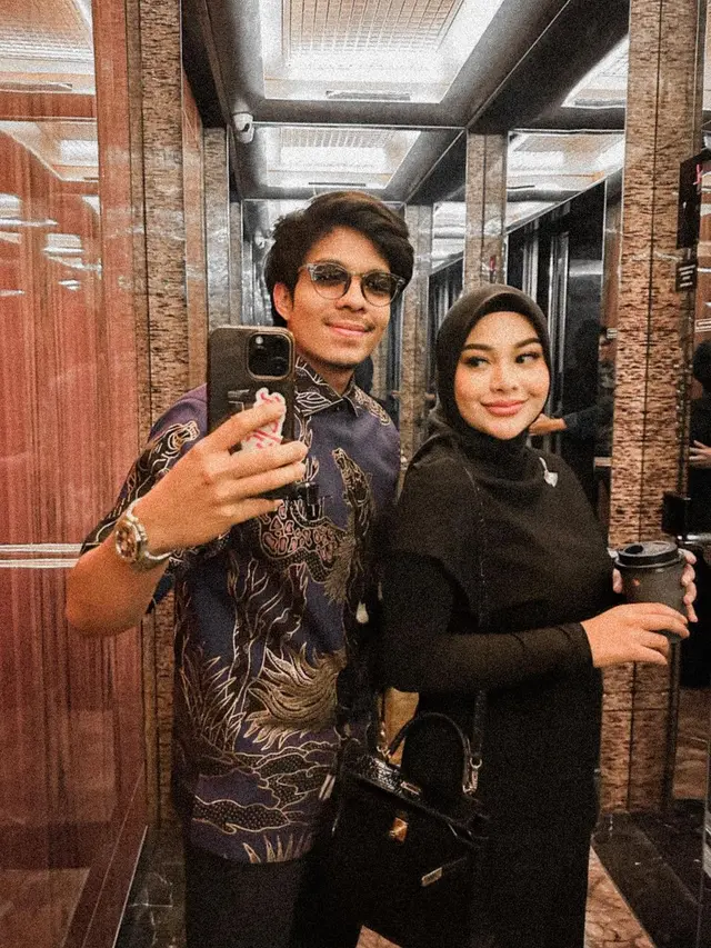 Atta Halilintar dan Aurel Hermansyah. (Foto: Dok. Instagram @attahalilintar)