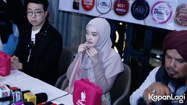 Inara Rusli lepas cadar