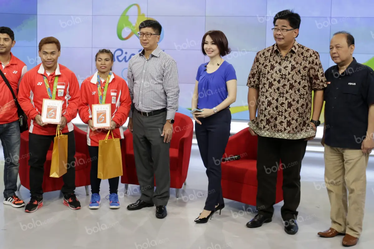 Eko Yuli Irawan dan Sri Wahyuni Agustiani