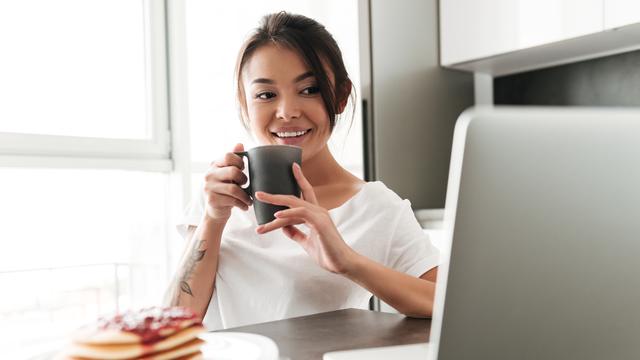 wanita september kaya sukses