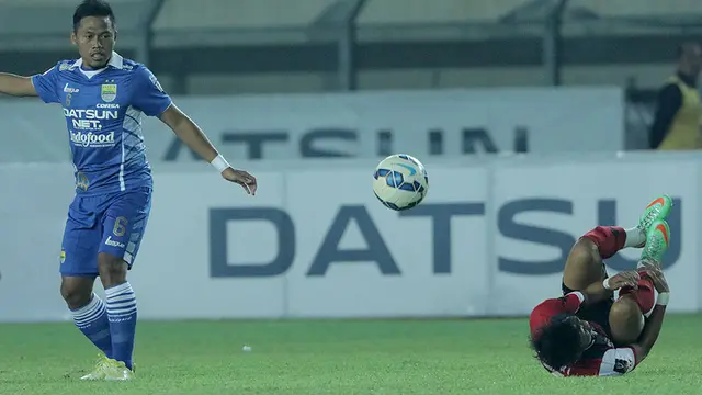 Persib vs Persiba Balikpapan