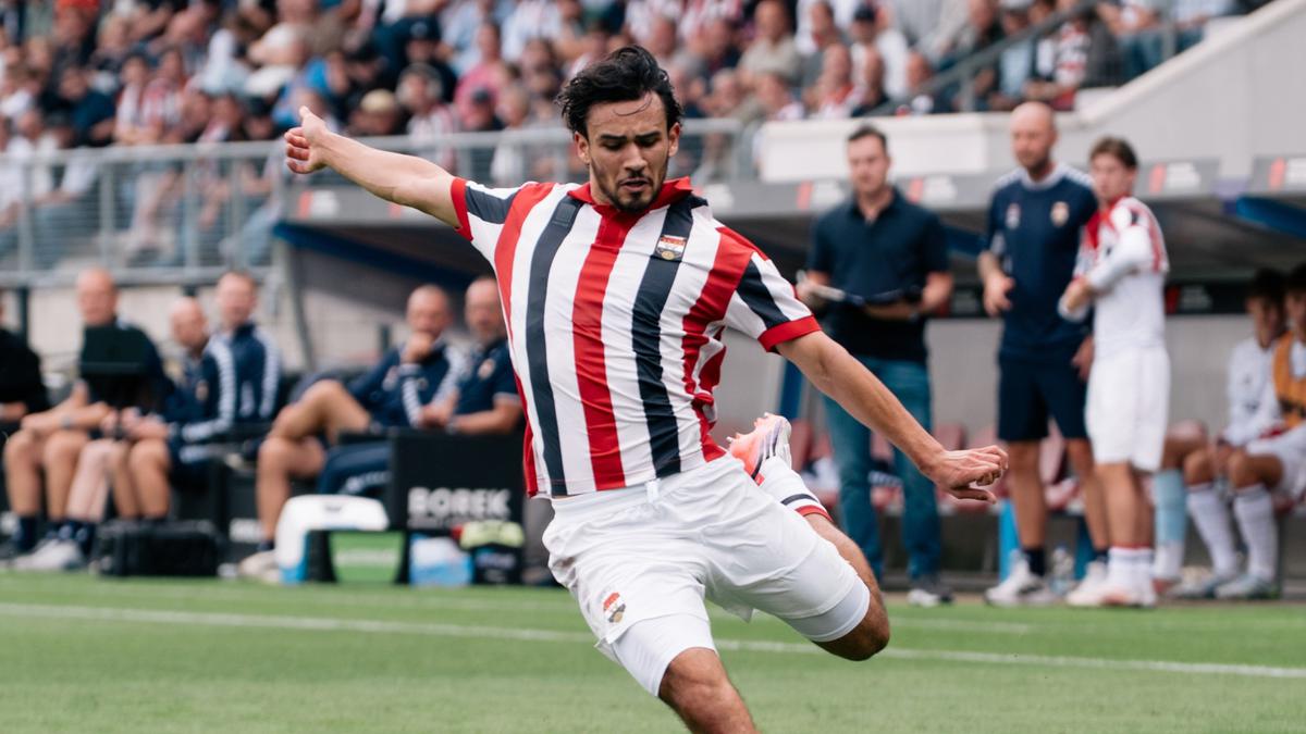 Awal Manis Nathan Tjoe-A-On di Eredivisie 2026/2027: 2 Assist dari 3 Laga!
