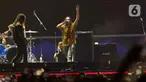 Grup band asal California Amerika, Saosin saat tampil di pagelaran Hammersonic Festival, Pantai Carnaval, Ancol, Jakarta, Sabtu (4/5/2024). (Liputan6.com/Herman Zakharia)