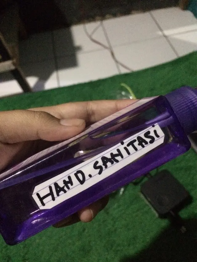 6 Tulisan Hand Sanitizer Ini Bikin Ngakak, Ada yang Lokasinya di Puskesmas