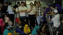  Bambang Widjojanto berkeyakinan bahwa malaikat ikut hadir dalam pengajian yang digelar oleh kaum ibu di KPK, Jakarta, Selasa (17/2/2015).(Liputan6.com/Faisal R Syam)