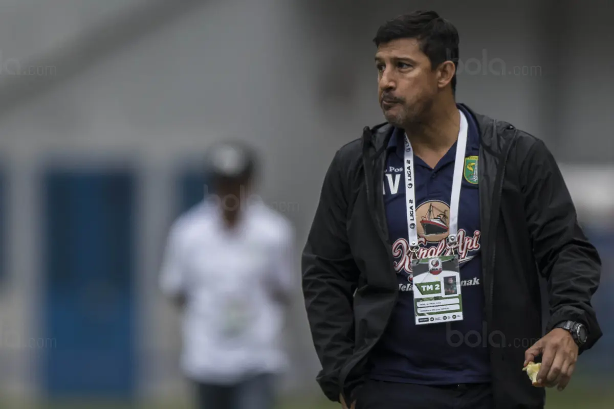 Pelatih Persebaya