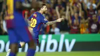 Bintang Barcelona, Lionel Messi mengoleksi dua gol saat timnya menang atas Juventus pada laga Grup D Liga Champions di Camp Nou stadium, Barcelona, (12/9/2017). Barcelona menang 3-0. (AP/Manu Fernandez)