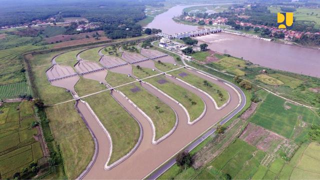 Tahun 2019, Kementerian PUPR akan fokus pada penyelesaian proyek infrastruktur sehingga tidak ada yang mangkrak di tengah jalan. (Foto Humas Kementerian PUPR)