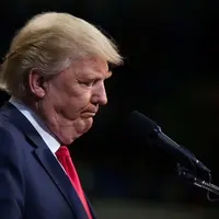 Hahahaha nggak paham lagi sama kreativitas netizen untuk membuat meme Donald Trump berikut ini! (Via: boredpanda.com)