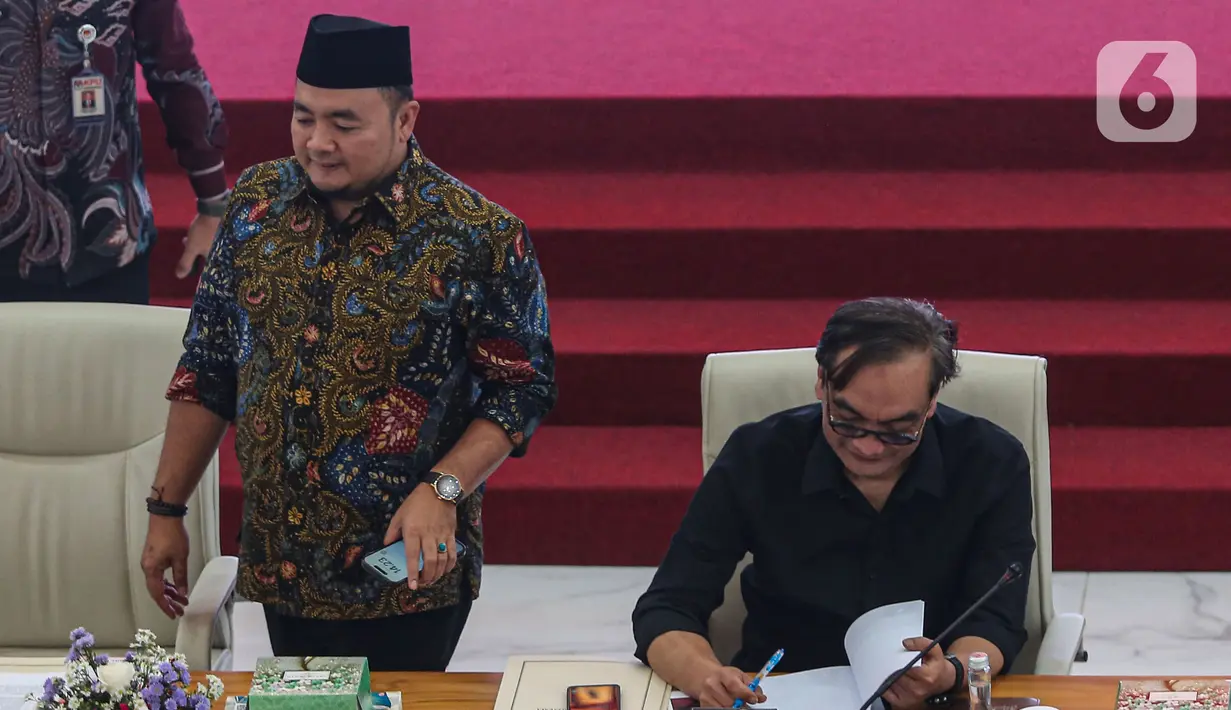 Komisioner KPU Yulianto Sudrajat mengatakan regulasi ini harus segera diterbitkan agar KPU daerah cukup waktu mempersiapkan tahapan pilkada. (Liputan6.com/Angga Yuniar)