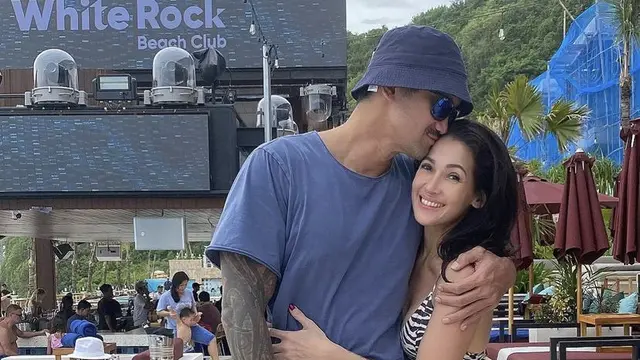 Gaya Awet Muda Mieke Amalia