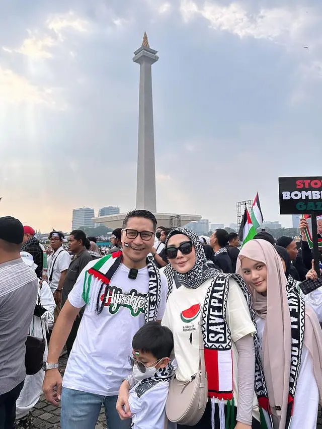 Fenita Arie dan Arie Untung