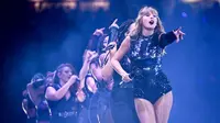 Konser Taylor Swift selalu ditunggu-tunggu dengan penampilan spektakuler. Outfit bodysuit pun tidak pernah absen dari panggung Taylor Swift. Fimela pun telah merangkum deretan bodysuit andalan Taylor Swift yang membuatnya bersinar di atas panggung. (instagram/taylorswift)