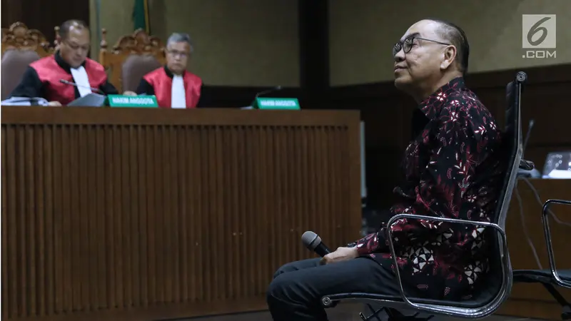 Johannes Budisutrisno Kotjo Beri Keterangan di Sidang Suap PLTU Riau-1