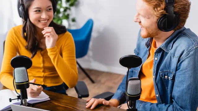 Bikin Podcast Tema Resolusi Tahun 2021