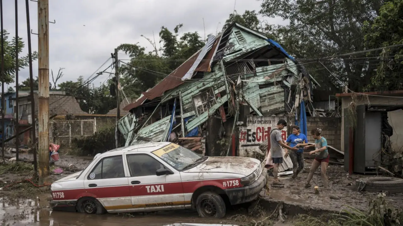 Severe Floods and Landslides Hit Mexico, Here's the Recap
