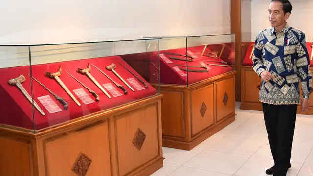 Presiden Joko Widodo atau Jokowi meresmikan Museum Keris di Solo, Jawa Tengah. (Biro Pers Istana)