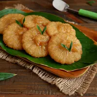 Ilustrasi kue cucur./Copyright shutterstock.com/id/g/EndwiaSS