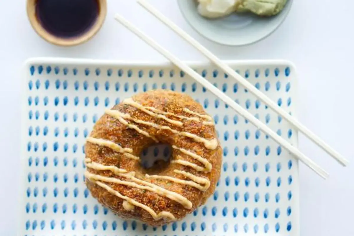 Terbaru, Kini Sushi Punya Bentuk Seperti Donat!