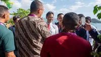 Menteri Kesehatan RI Budi Gunadi Sadikin memberikan apresiasi kepada team tenaga kesehatan yang memberikan pelayanan dalam penyelenggaraan KTT ASEAN 2023 di Labuan Bajo, Nusa Tenggara Timur (NTT) pada Kamis, 11 Mei 2023. (Dok Kementerian Kesehatan RI)