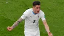 Pemain Uruguay, Jose Gimenez berselebrasi usai mencetak gol ke gawang Mesir pada pertandingan grup A Piala Dunia 2018 di Yekaterinburg Arena, Rusia, (15/6). Gimenez mencetak gol pada menit 89 dan mengantar Uruguay 1-0. (AP Photo / Vadim Ghirda)