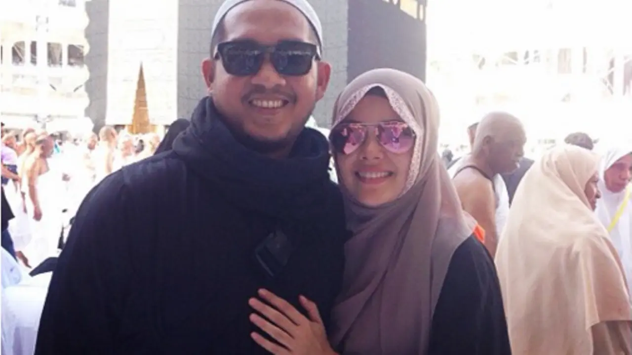 Dewi Sandra dan Agus Rahman