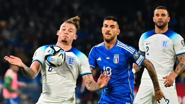 Foto: Timnas Inggris Sukses Pertahankan Kemenangan atas Italia Melalui 10 Pemain di Kualfikasi Euro 2024