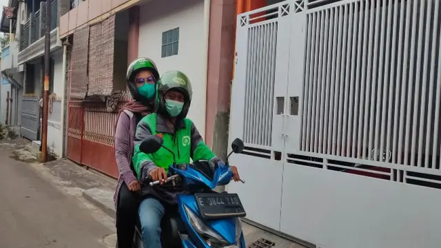 Cerita Ojol Cirebon Melayani Pesanan di Tengah Pandemi