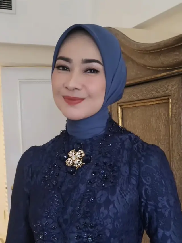 Alya Rohali saat Siraman Putrinya. [@nia_hijabstylist]