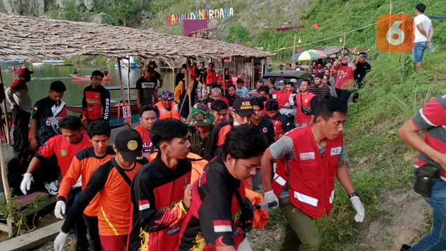 Evakuasi korban