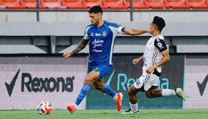 Persija Jakarta hanya bermain imbang versus PSIM Yogyakarta dengan skor 1-1 di I Wayan Dipta, Gianyar, Bali pada Rabu (22/04/2026) sore WIB. (X/PSIM)