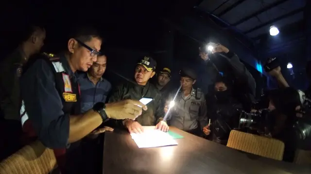 Wali Kota Bogor Arya Bima melakukan sidak di Lipss Club & Karaoke Bogor (Liputan6.com/Achmad Sudarno)