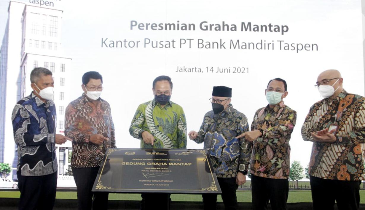 FOTO: Tingkatkan Layanan, Bank Mandiri Taspen Pindahkan ...