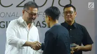 CEO KapanLagi Youniverse (KLY), Steve Christian saat mendapatkan penghargaan saat menghadiri Youth On Top National Conference  (YOTNC) 2018 di Balai Kartini, Jakarta, Sabtu (25/8). (Merdeka.com/Imam Buhori)