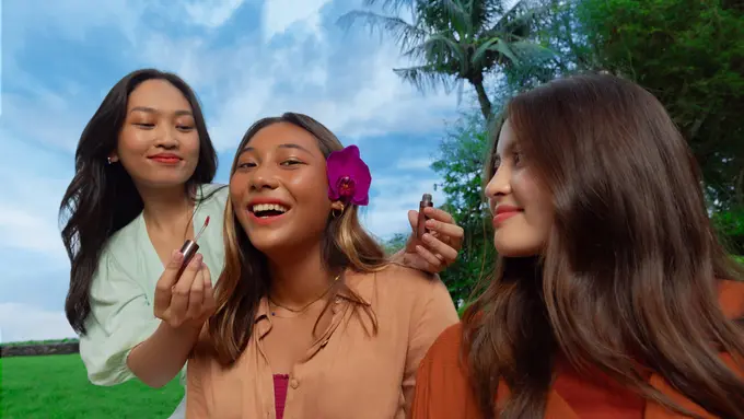 Produk Terbaru NAMA Beauty, Blurring Melt Lip Tint (photo by NAMA Beauty)