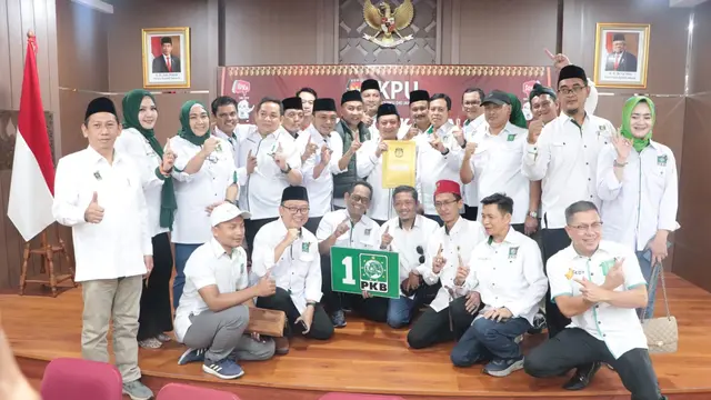 Dewan Pimpinan Wilayah (DPW) Partai Kebangkitan Bangsa (PKB) DKI Jakarta resmi mendaftarkan 106 bakal calon anggota legislatif (bacaleg) ke KPUD DKI Jakarta pada Sabtu (13/5/2023), salah satunya Phang Mui Jun.