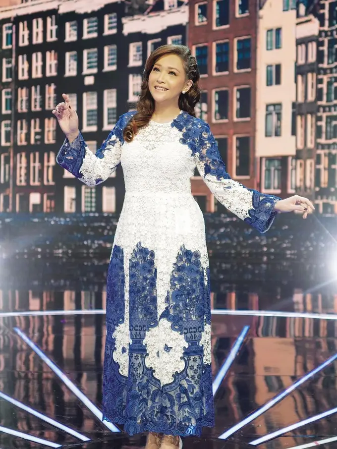 6 Potret Maia Estianty Pakai Kebaya, Tampil Anggun dan Memesona