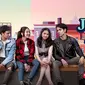 Vidio Sinetron Janet & Jamilah dapat disaksikan setiap hari pukul 20.00 WIB di aplikasi Vidio. (Dok. Vidio)