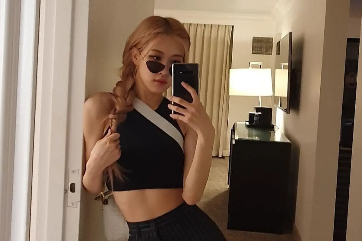 Rose BLACKPINK
