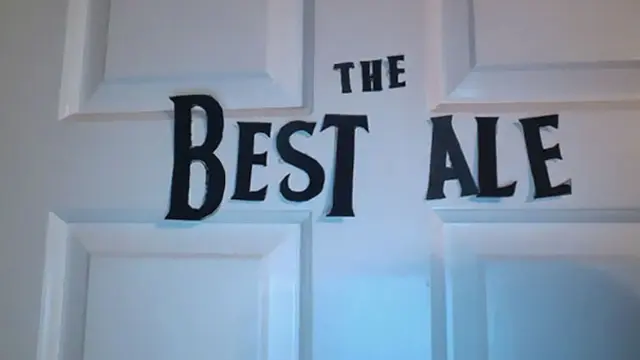 [Bintang] Keisengan Cewek Ini Bikin Pecinta The Beatles Baper!