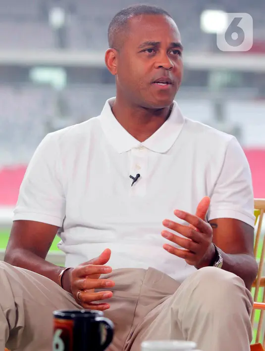 Sebelumnya, Persatuan Sepakbola Seluruh Indonesia (PSSI) telah secara resmi memperkenalkan Pelatih Kepala Timnas Indonesia, Patrick Kluivert kepada khalayak pada Minggu (12/1/2025). (Liputan6.com/Herman Zakharia)