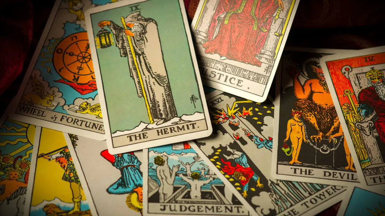 [Bintang] Tarot Hari Ini: Six of Wands, Ace of Wands, Knight Of Wands
