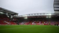 Pemandangan umum stadion menjelang pertandingan&nbsp;Premier League Inggris antara Liverpool dan Aston Villa di Anfield, Liverpool, Inggris barat laut, pada 11 Desember 2021. (Oli SCARFF/AFP)