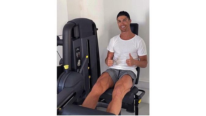 7 Potret Isi Rumah Cristiano Ronaldo untuk Karantina Mandiri, Ditaksir Seharga Rp 138,8 Miliar (sumber: Instagram.com/cristiano)