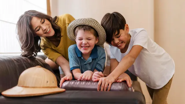 10 Tips Membangun Rasa Aman Emosional Anak Sejak Dini agar Tumbuh Percaya Diri