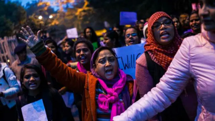 Ratusan perempuan menggelar aksi di lebih dari 30 kota di India menanggapi adanya laporan pelecehan massal seksual yang terjadi di Bangalore pada Malam Tahun Baru (AFP)