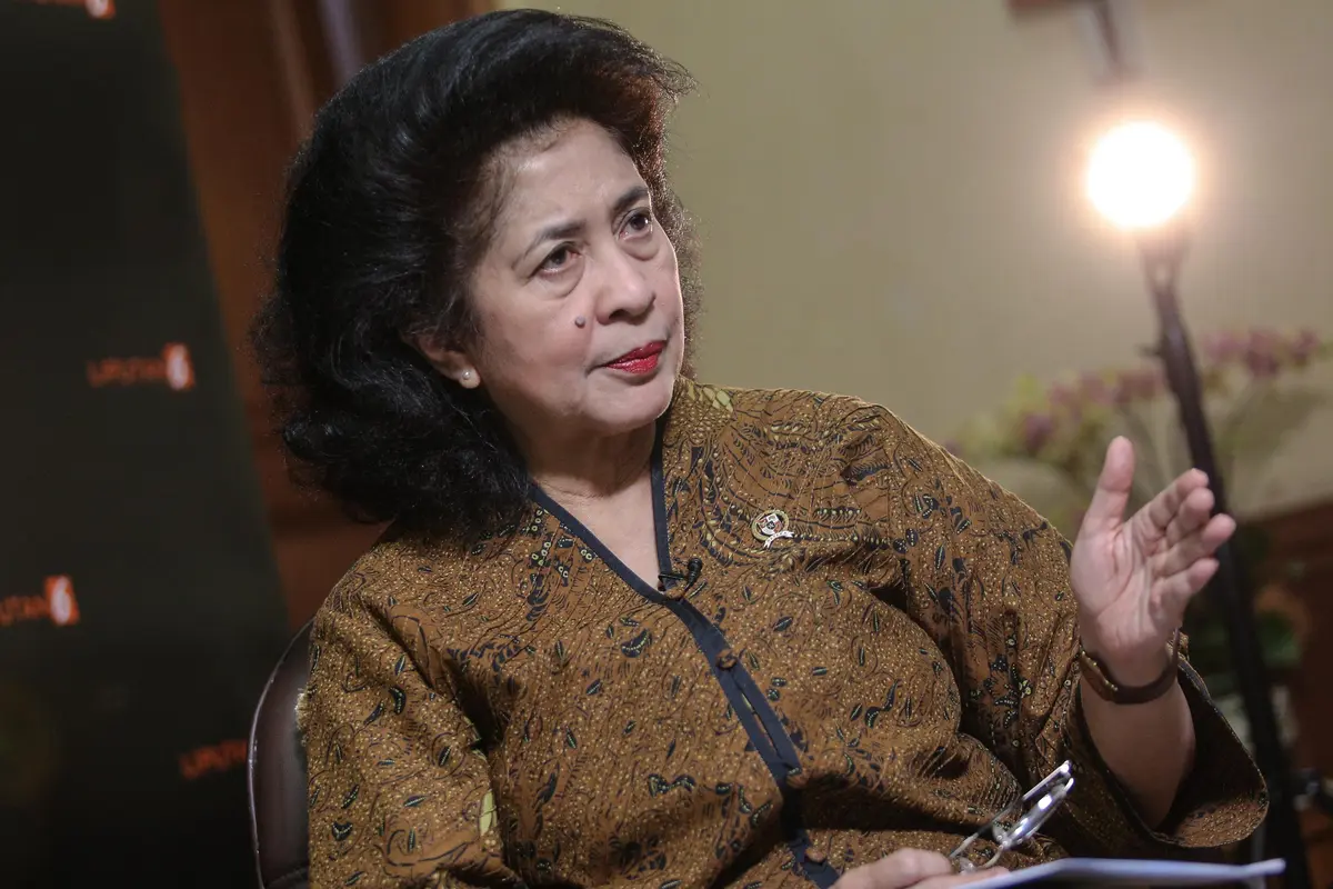 20150630-Curhatan Menkes Nila Moeloek Kepada Liputan6.com-Jakarta-Nila F Moeloek 3