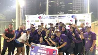 Tim Putri Baladewa sukses meraih gelar juara di ajang Liga Softball Indonesia 2023 usai menaklukkan Garuda di Lapangan Softball GBK, Senayan, Jakarta pada Minggu (22/10/2023). (Liputan6.com/Melinda Indrasari)