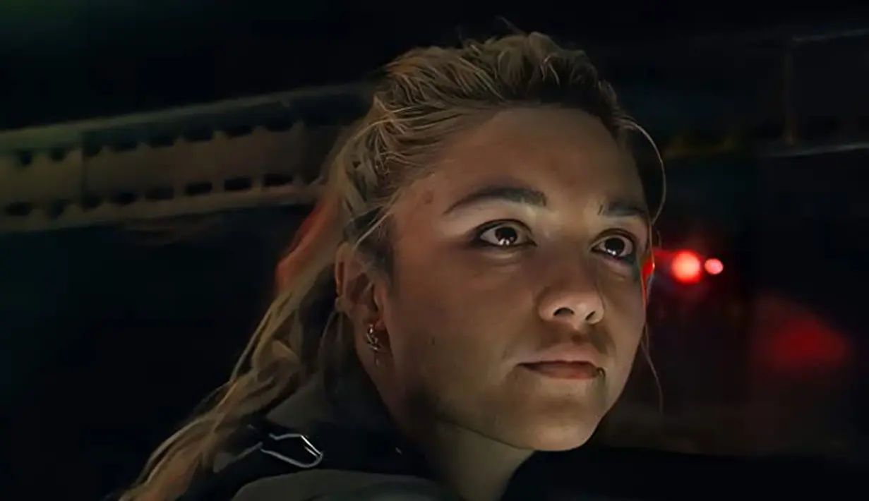 Florence Pugh sebagai Yelena Belova dalam Black Widow. (Foto: Dok. Marvel Studios/ Walt Disney Pictures/ IMDb)