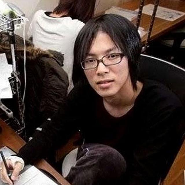 Pengarang Attack On Titan Minta Maaf Atas Pesan Jorok Di Manga Showbiz Liputan6 Com His first and currently ongoing serial, attack on titan, has sold over 22 million copies as of july 2013. pengarang attack on titan minta maaf